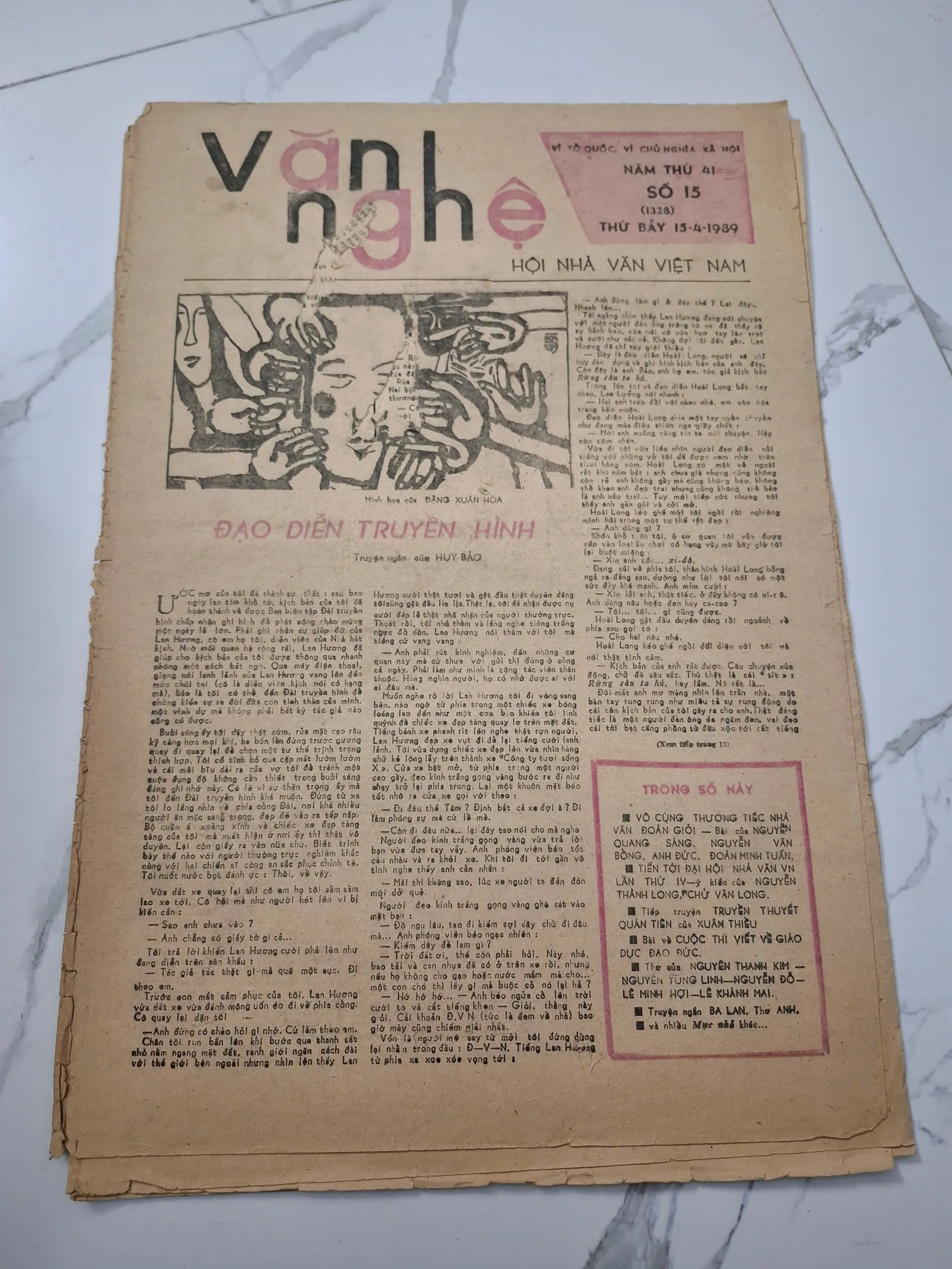Văn Nghệ Số 15 (15/4/1989) - Nhiều tác giả - Báo văn học