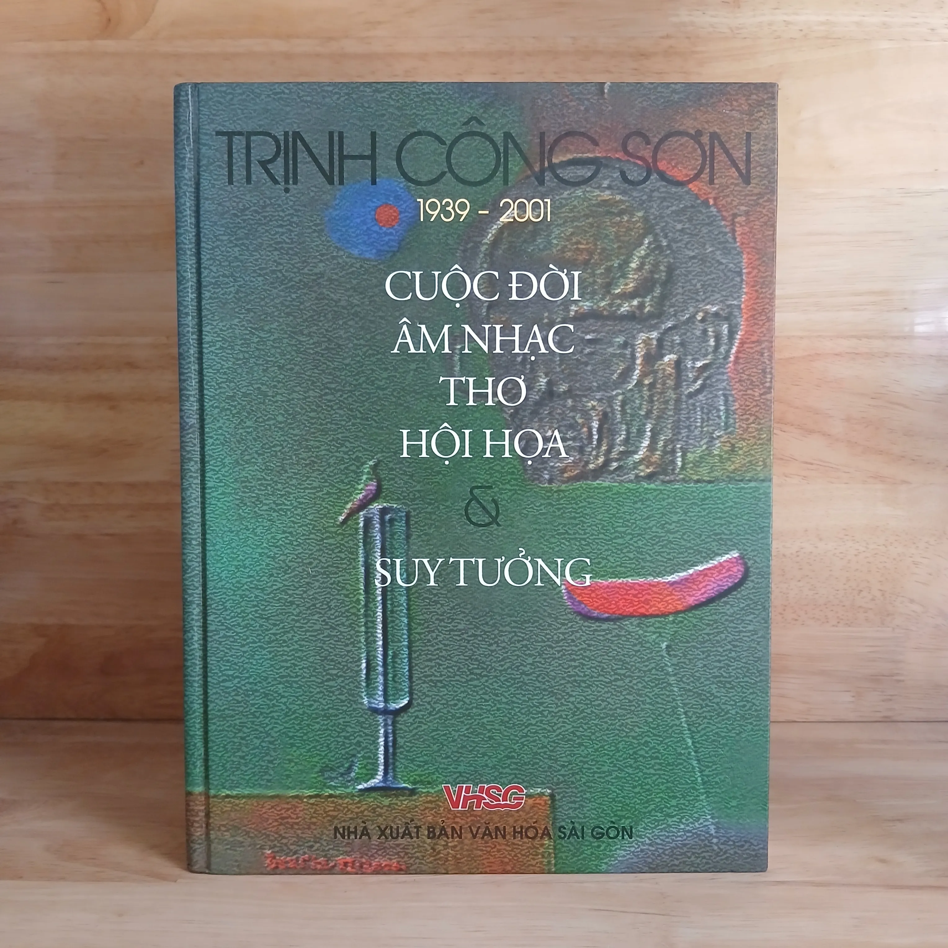 Trịnh Công Sơn (1939 - 2001) Cuộc Đời ▪︎ Âm Nhạc ▪︎ Thơ ▪︎ Hội Họa & Suy Tưởng