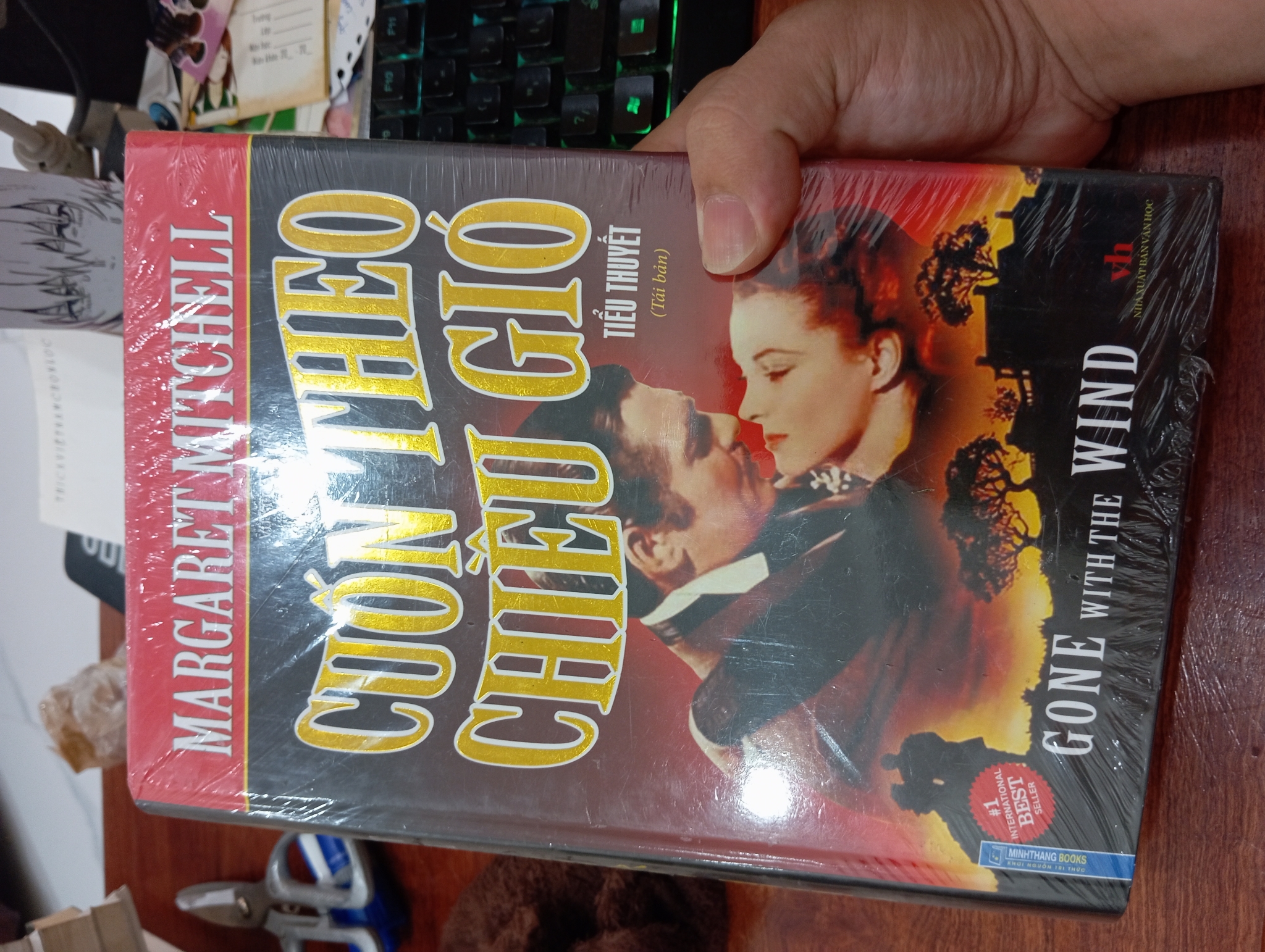 Cuốn theo chiều gió
