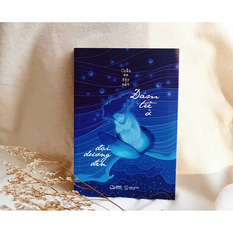 Đám Trẻ Ở Đại Dương Đen - Châu Sa Đáy Mắt