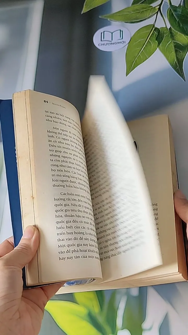 Trở Về Từ Xứ Tuyết - Nguyên Phong 607722