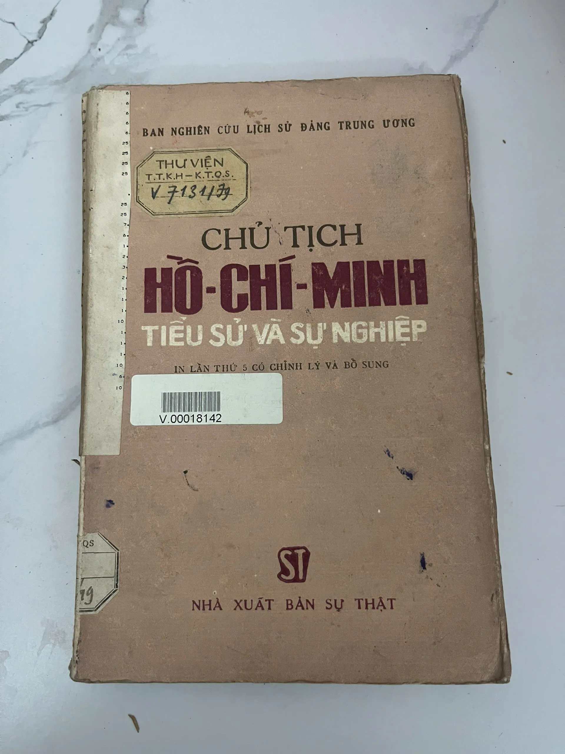 Chủ tịch Hồ Chí Minh tiểu sử và sự nghiệp — Ban Nghiên cứu Lịch sử Đảng Trung ương