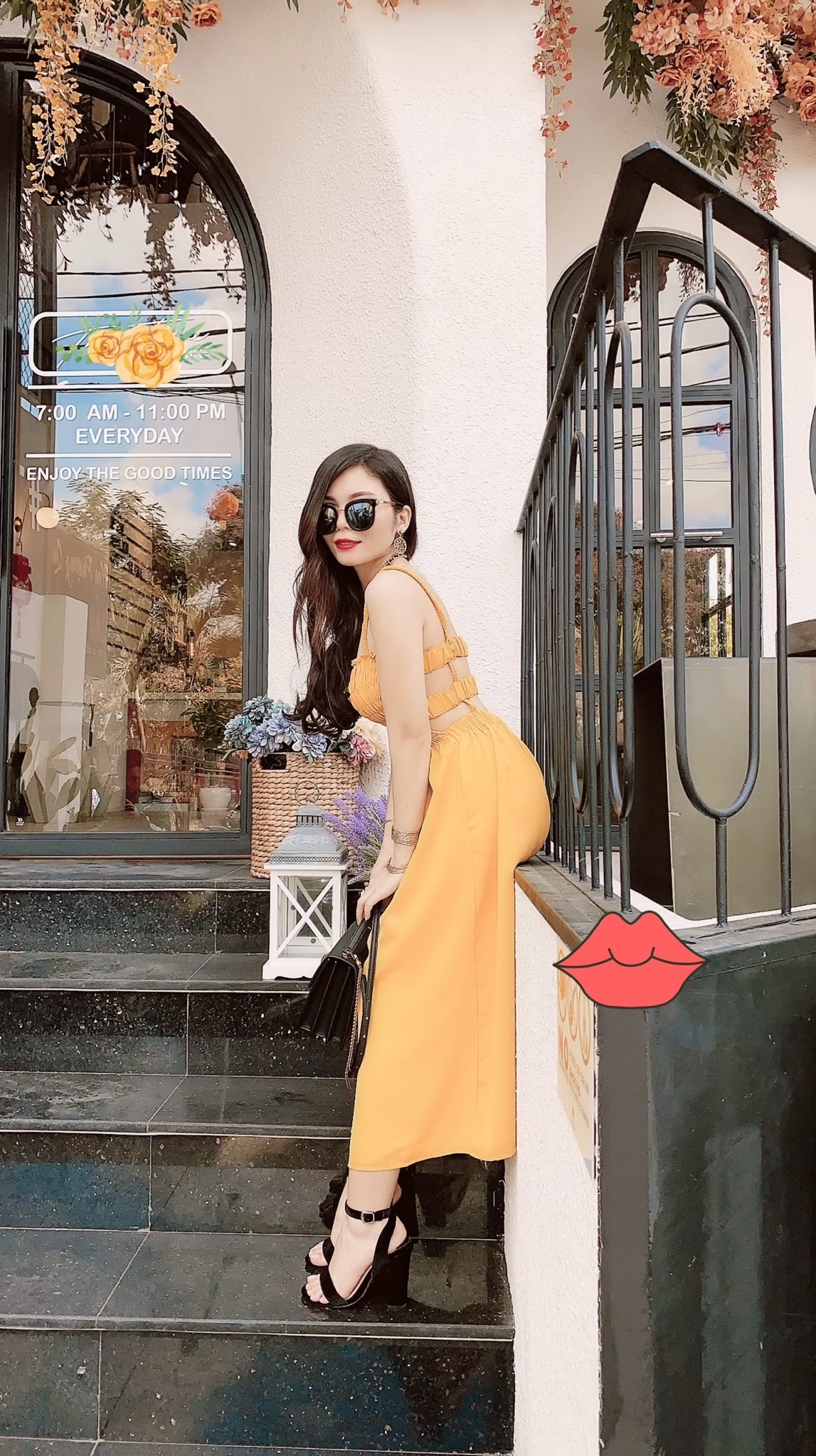 đầm, set chân váy + áo, áo croptop + quần jean 181209