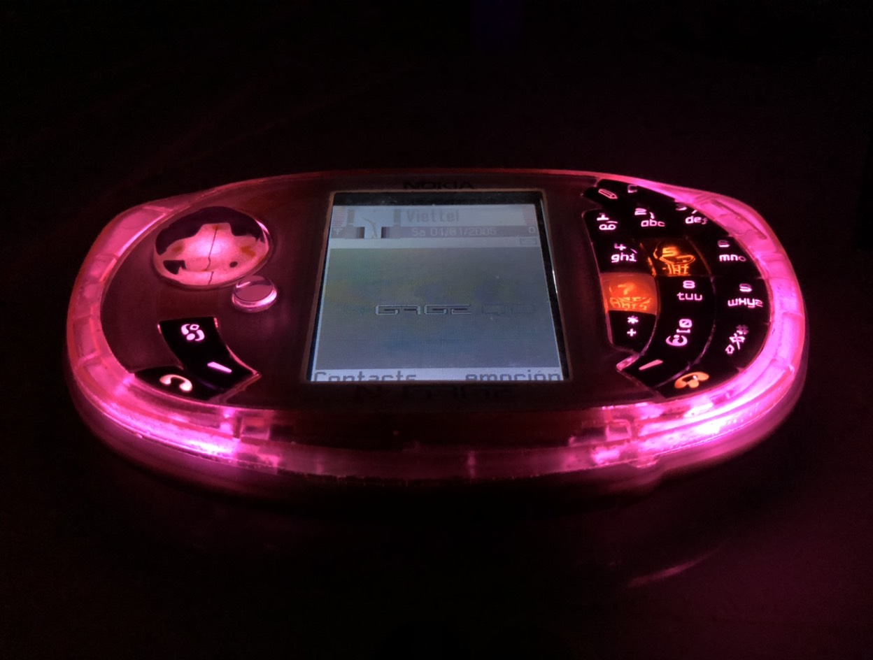 Nokia n-gage qd giá 1tr5 15372