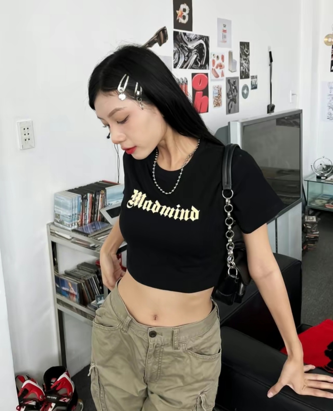 Áo croptop ôm body (Còn màu TRẮNG )