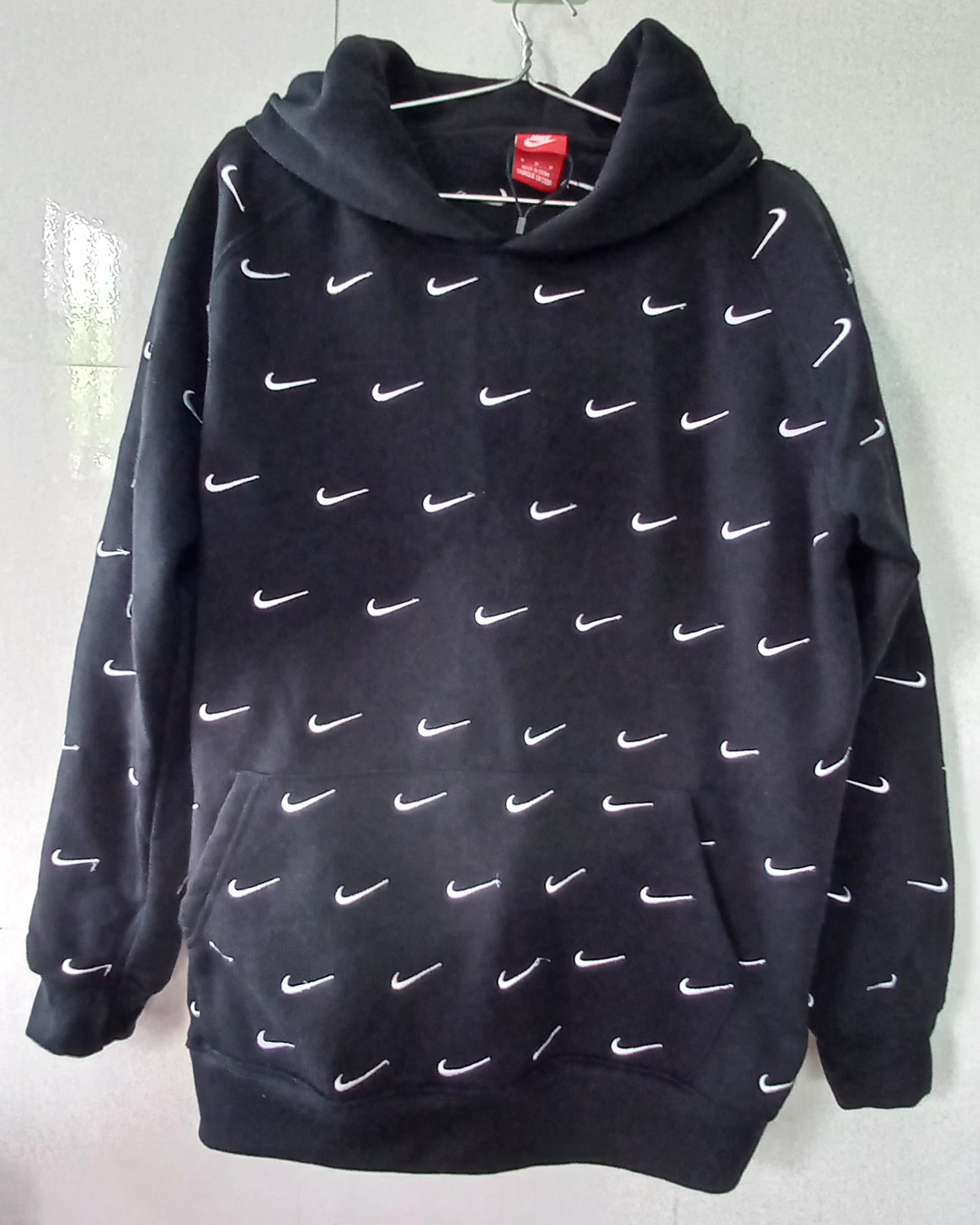 Hoodie nữ size XL, 60 kg mặc vừa, áo mới chưa mặc