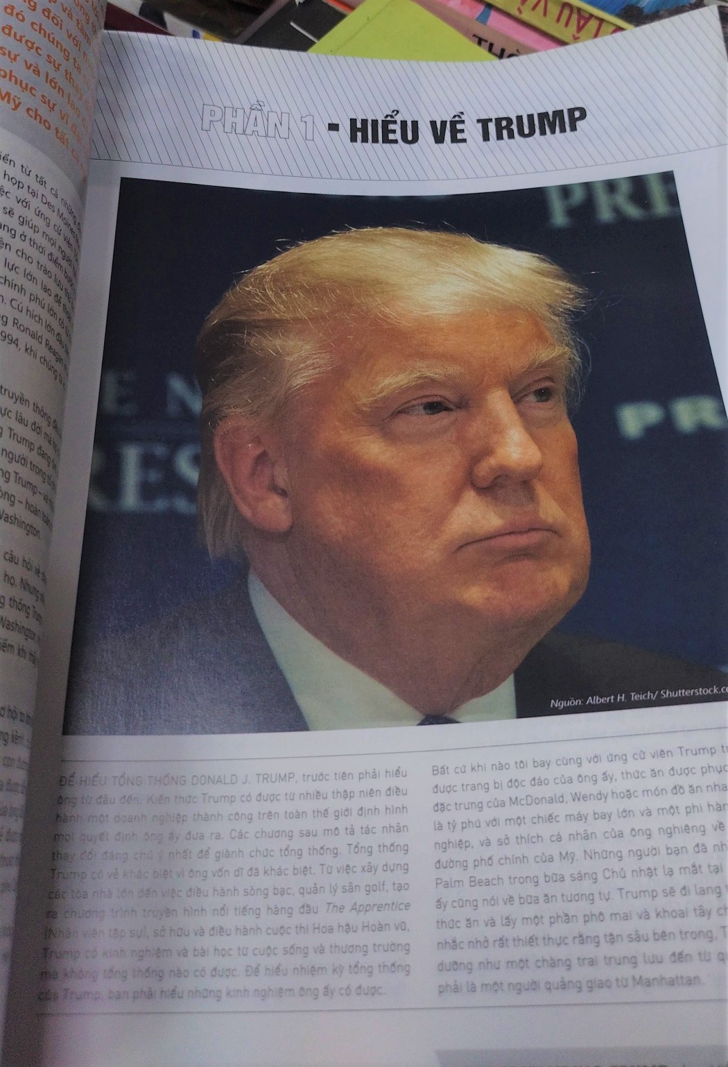 Sách - Hiểu về Trump - Ấn phẩm của TT kinh tế Châu Á - Thái Bình Dương - like new 525524