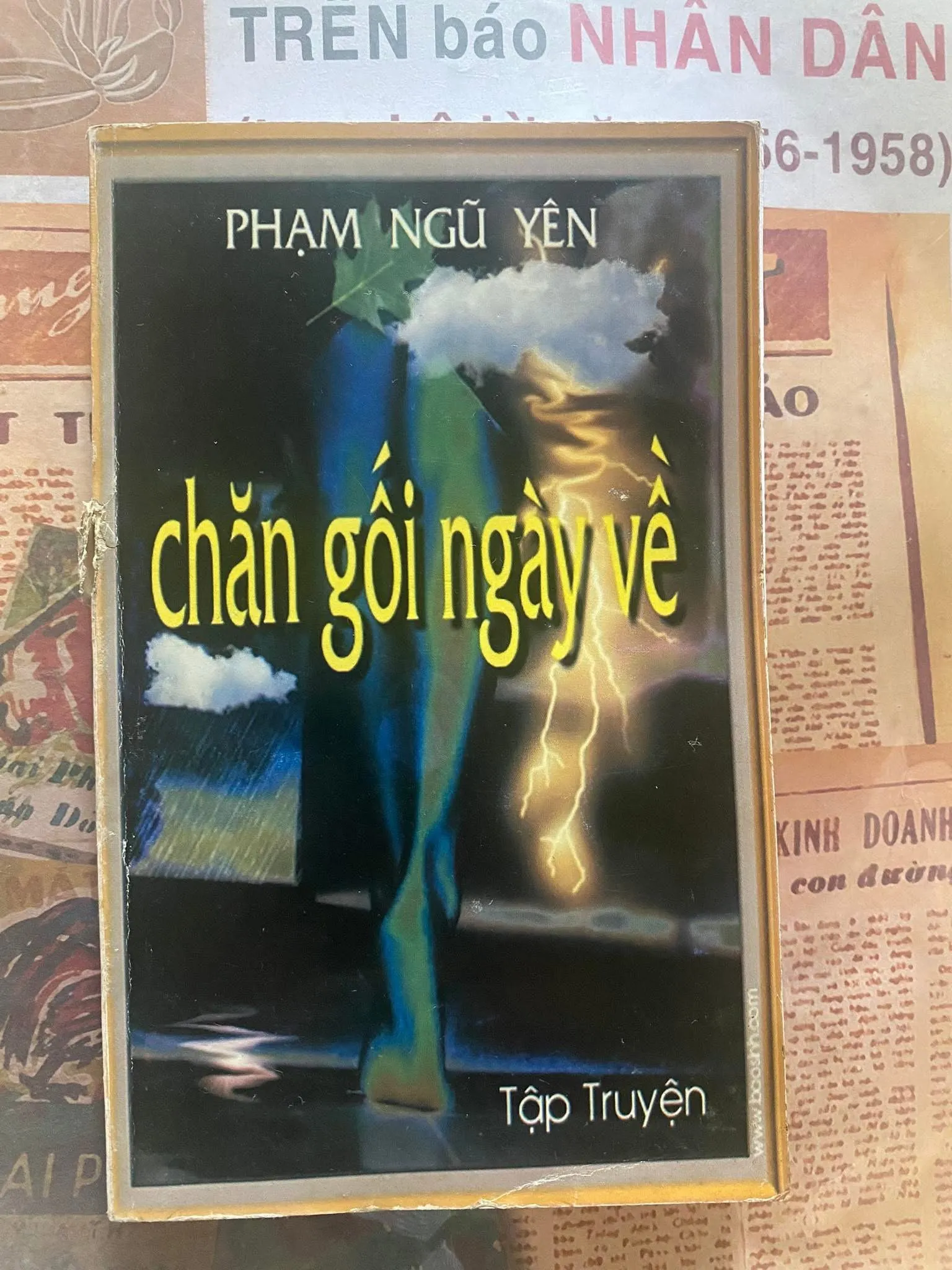 Chăn gối ngày về, của tác giả Phạm Ngũ Yên
