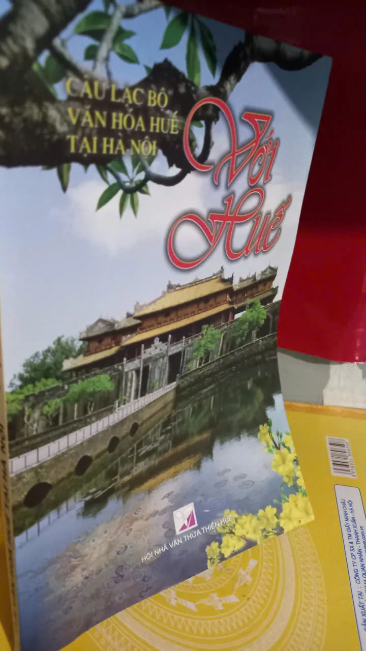 với huế -thơ ca nhạc hoạ về xứ huế