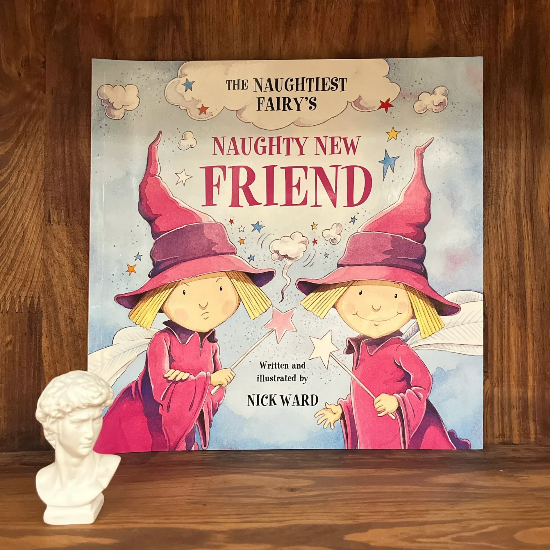 The Naughtiest Ever Fairy's Naughty New Friend