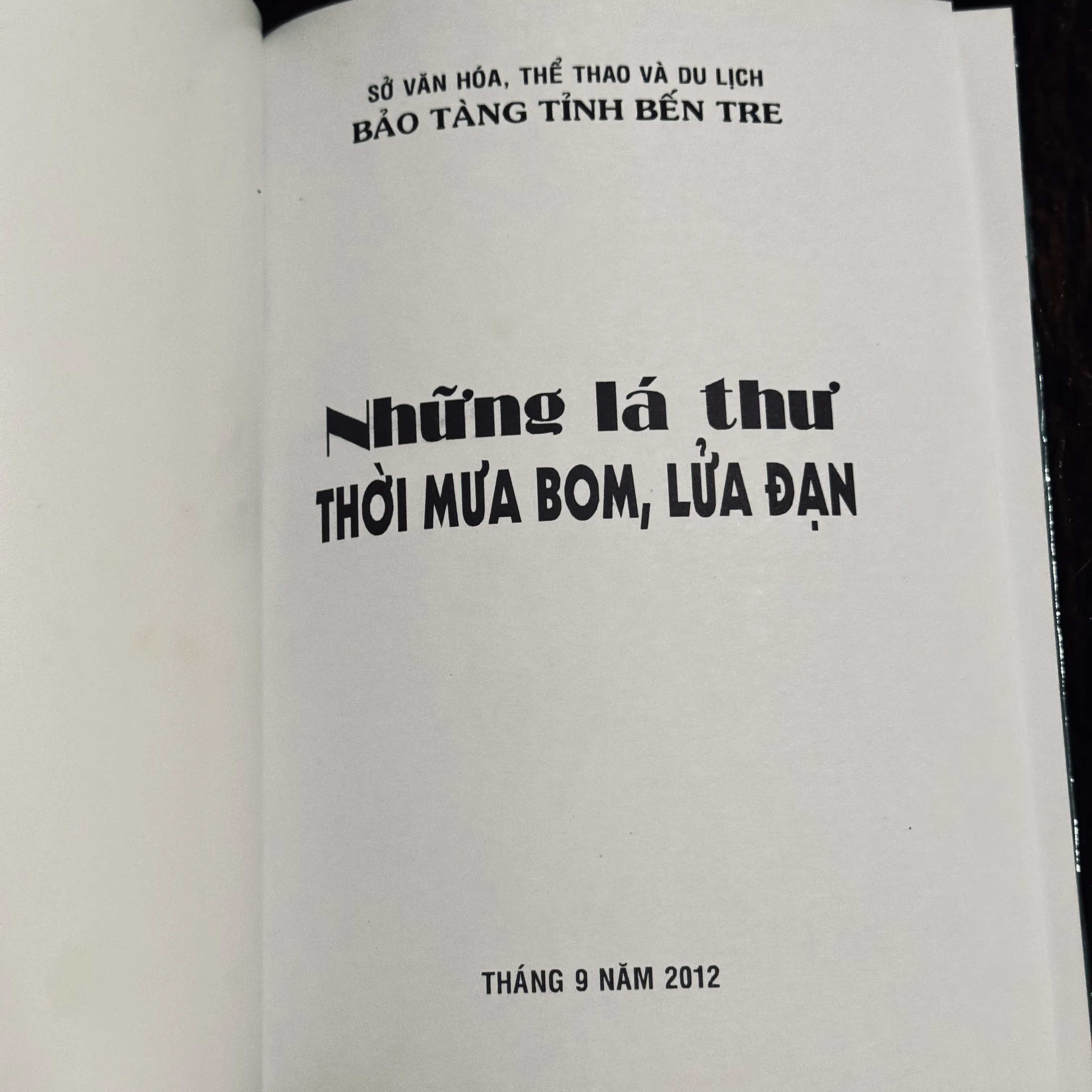 Những lá thư thời mưa bom, lửa đạn 1001366