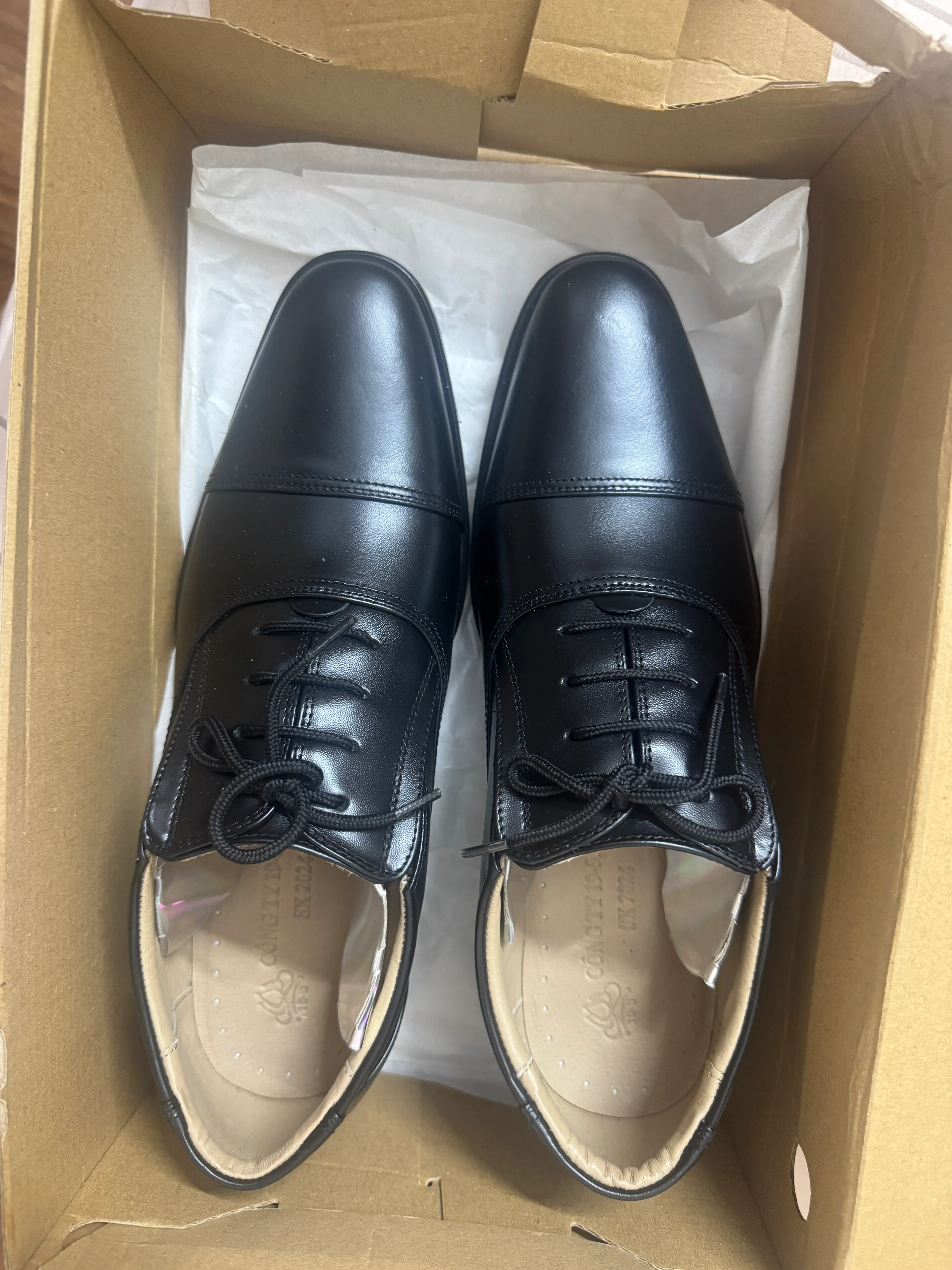 Giày Formal Nam Da Bóng Màu Đen Size 38 Chính Hãng