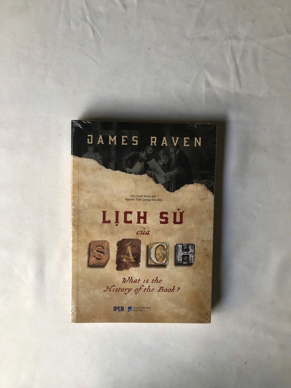 Lịch Sử Của Sách - James Raven