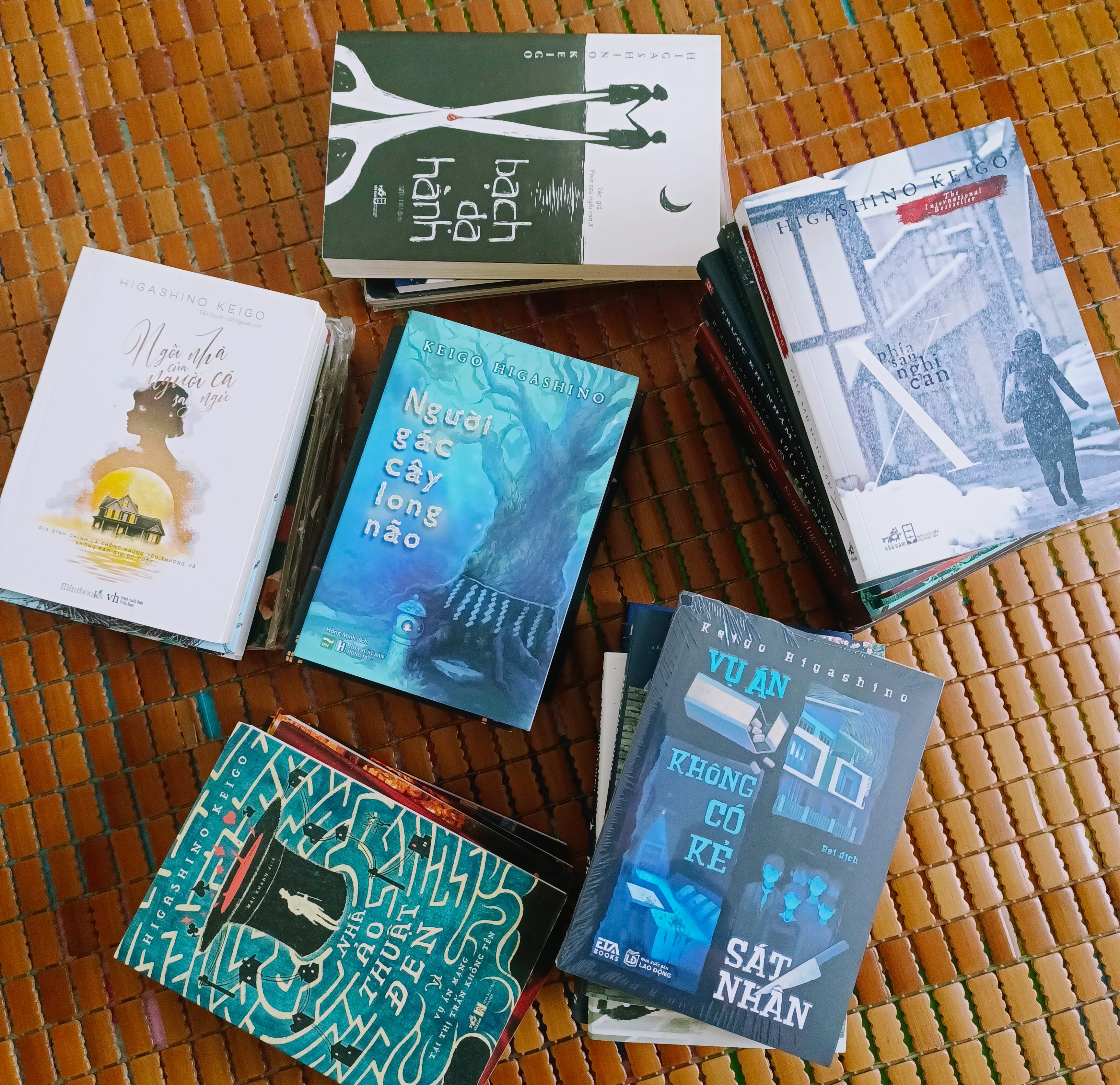 Higashino Keigo - bộ sách 37 quyển 928435