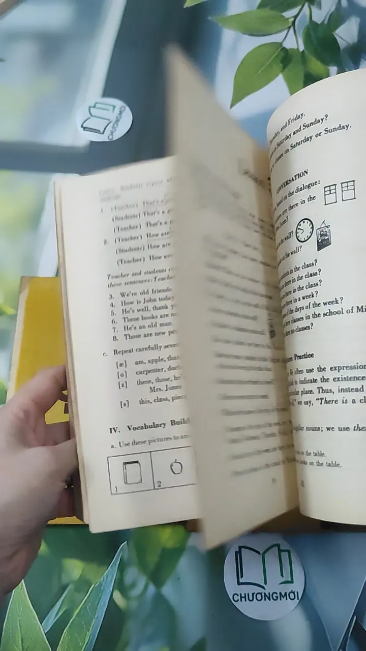 [MIỄN PHÍ BỌC SÁCH] [XƯA] Modern American English - Book One, Book Two, Book Three (1962) - Robert J. Dixson 997835
