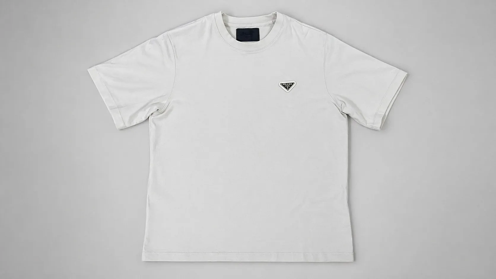 Áo Prada chính hãng size 2XL