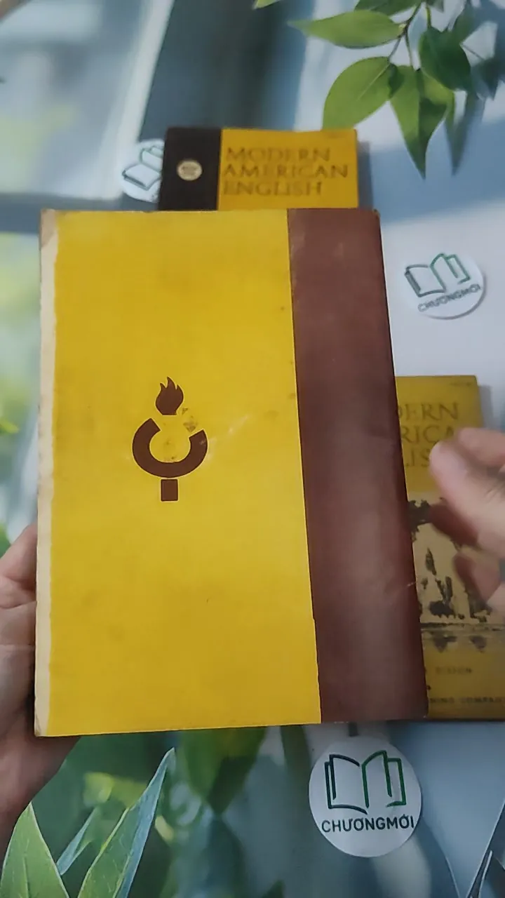 [MIỄN PHÍ BỌC SÁCH] [XƯA] Modern American English - Book One, Book Two, Book Three (1962) - Robert J. Dixson 997835