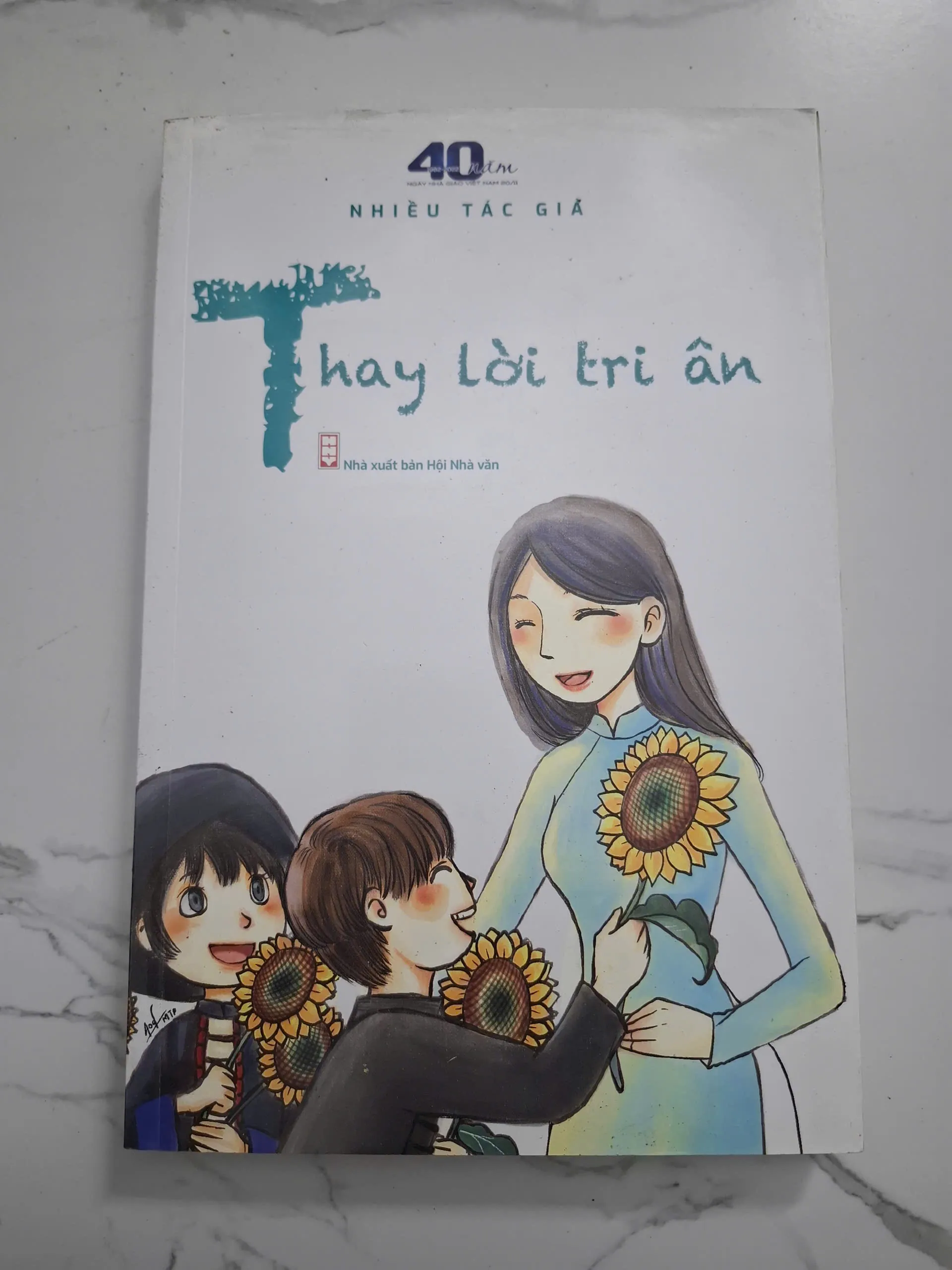 Thay lời tri ân - Nhiều tác giả - Văn học / Giáo dục