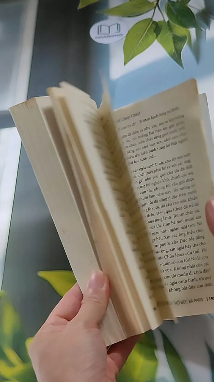 Thằng gù nhà thờ Đức Bà - Victor Hugo 607753