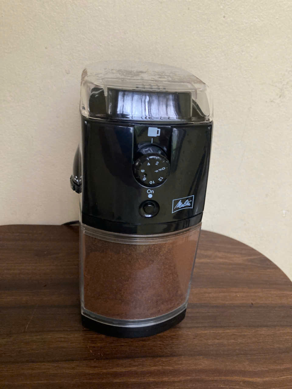Máy xay nghiền Cafe Melita điều chỉnh tốc độ xay ,kích cỡ bột cafe.