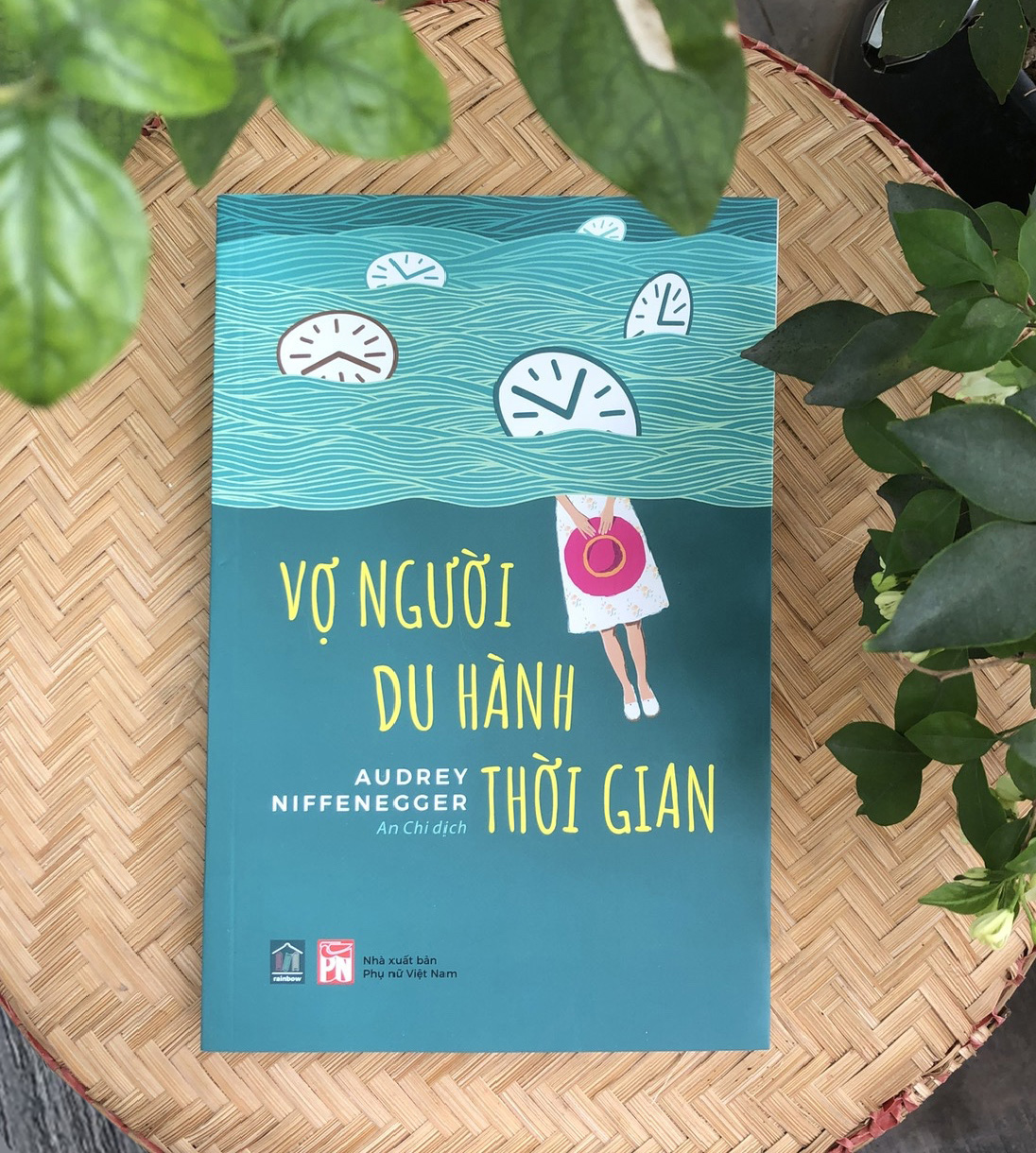 VỢ NGƯỜI DU HÀNH THỜI GIAN (Tác giả Audrey Niffenegger)