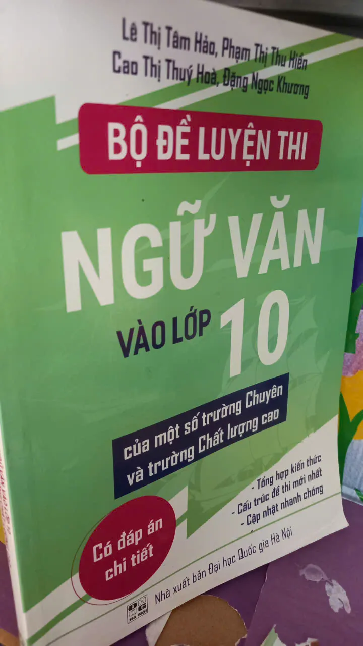 bộ đề thi chuyên văn vào 10