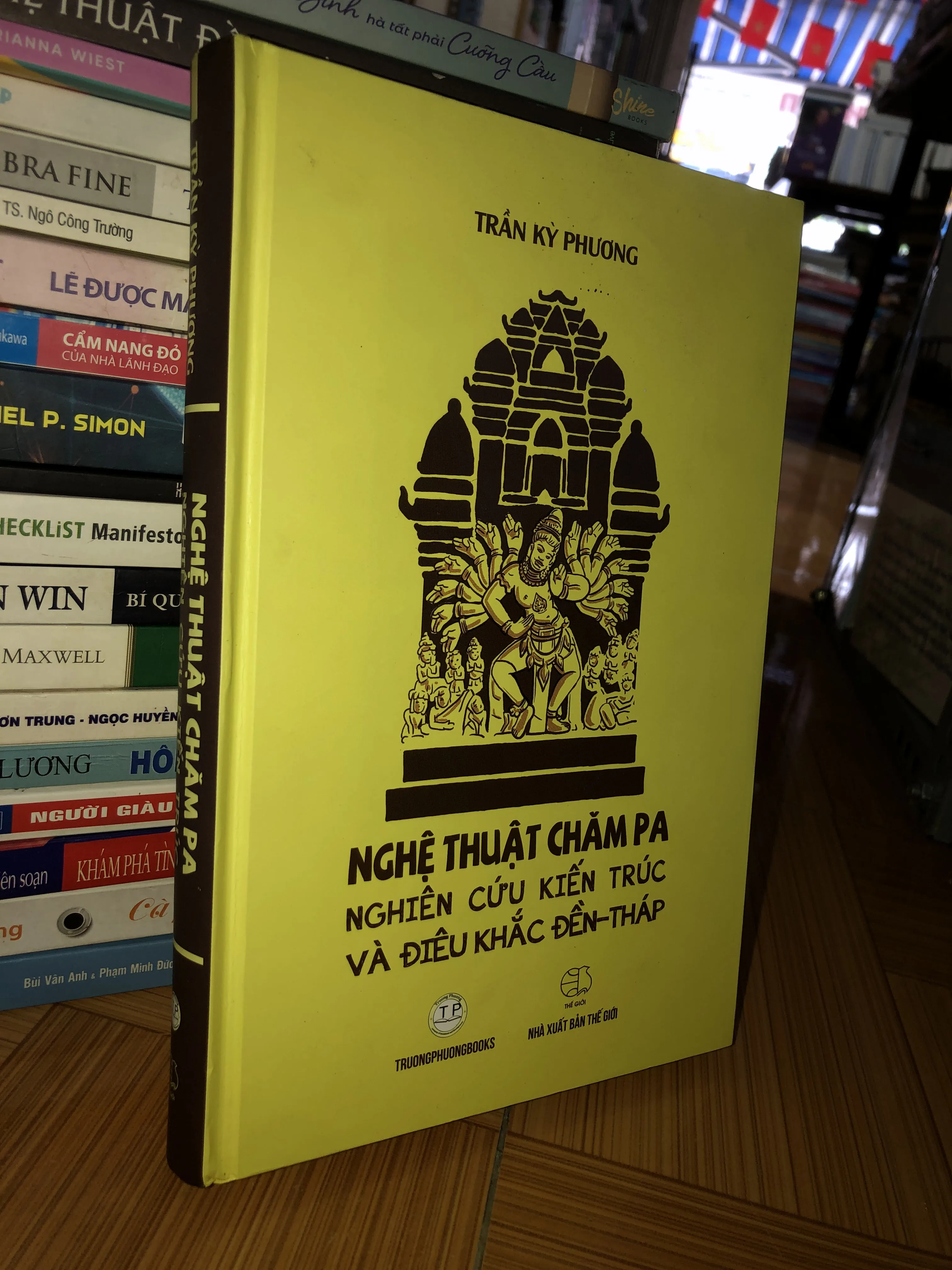 Nghệ thuật Chăm Pa - Nghiên cứu kiến trúc và điêu khắc đền-tháp