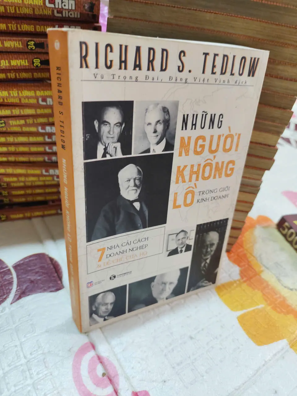 NHỮNG NGƯỜI KHỔNG LỒ TRONG GIỚI KINH DOANH – RICHARD S. TEDLOW - K4