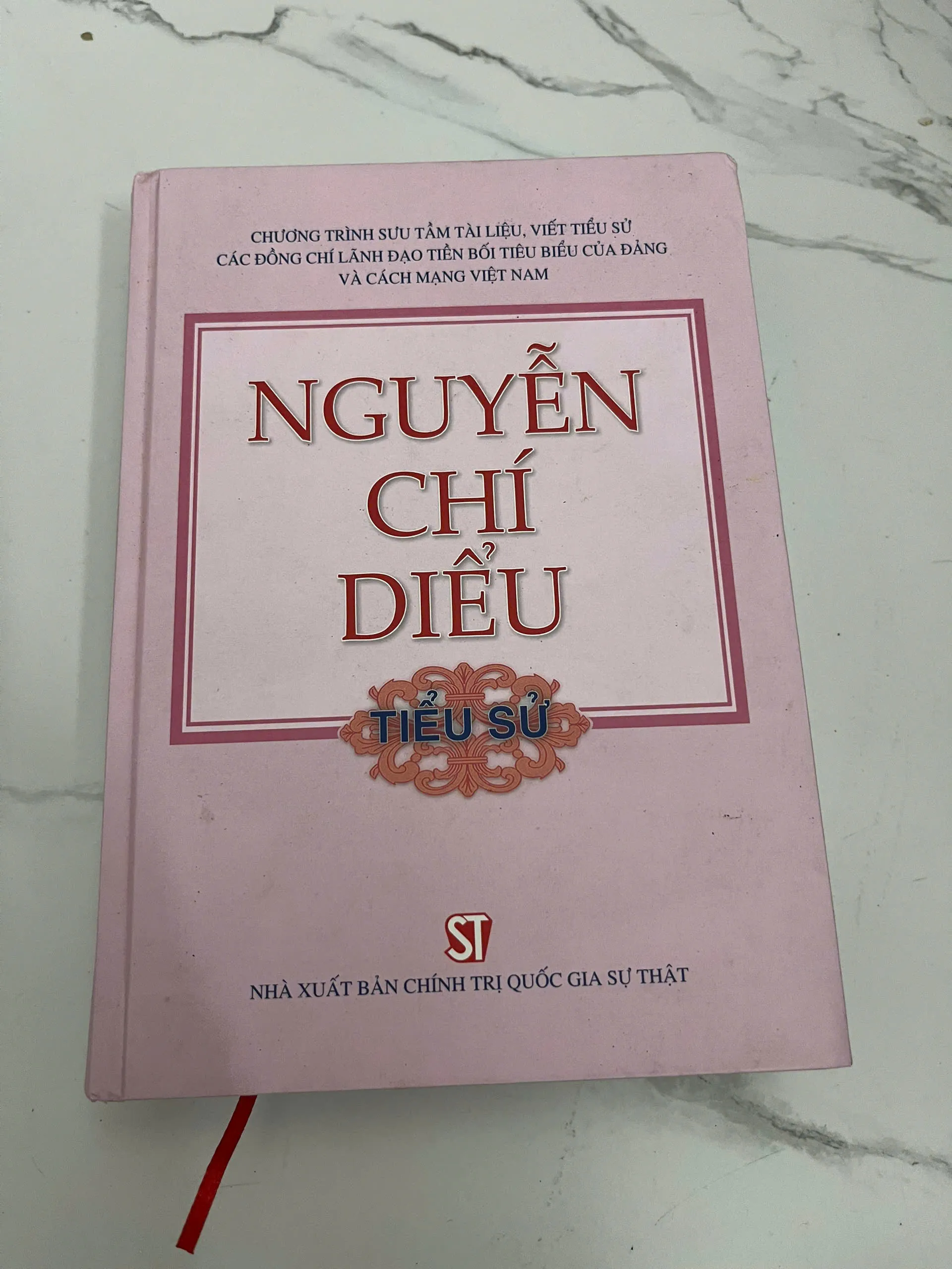 Nguyễn Chí Diểu - Tiểu sử - Chương trình sưu tầm tài liệu Đảng