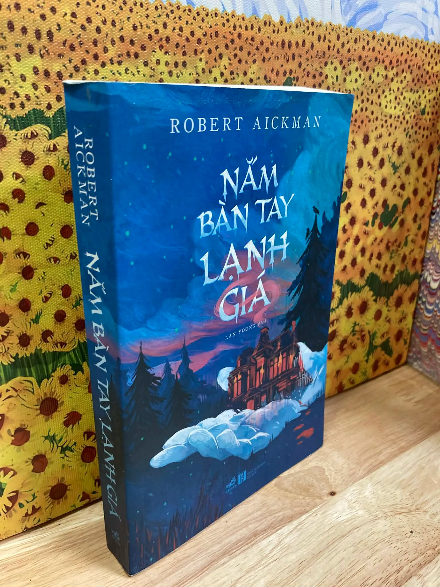 Nắm Bàn Tay Lạnh Giá - Robert Aickman