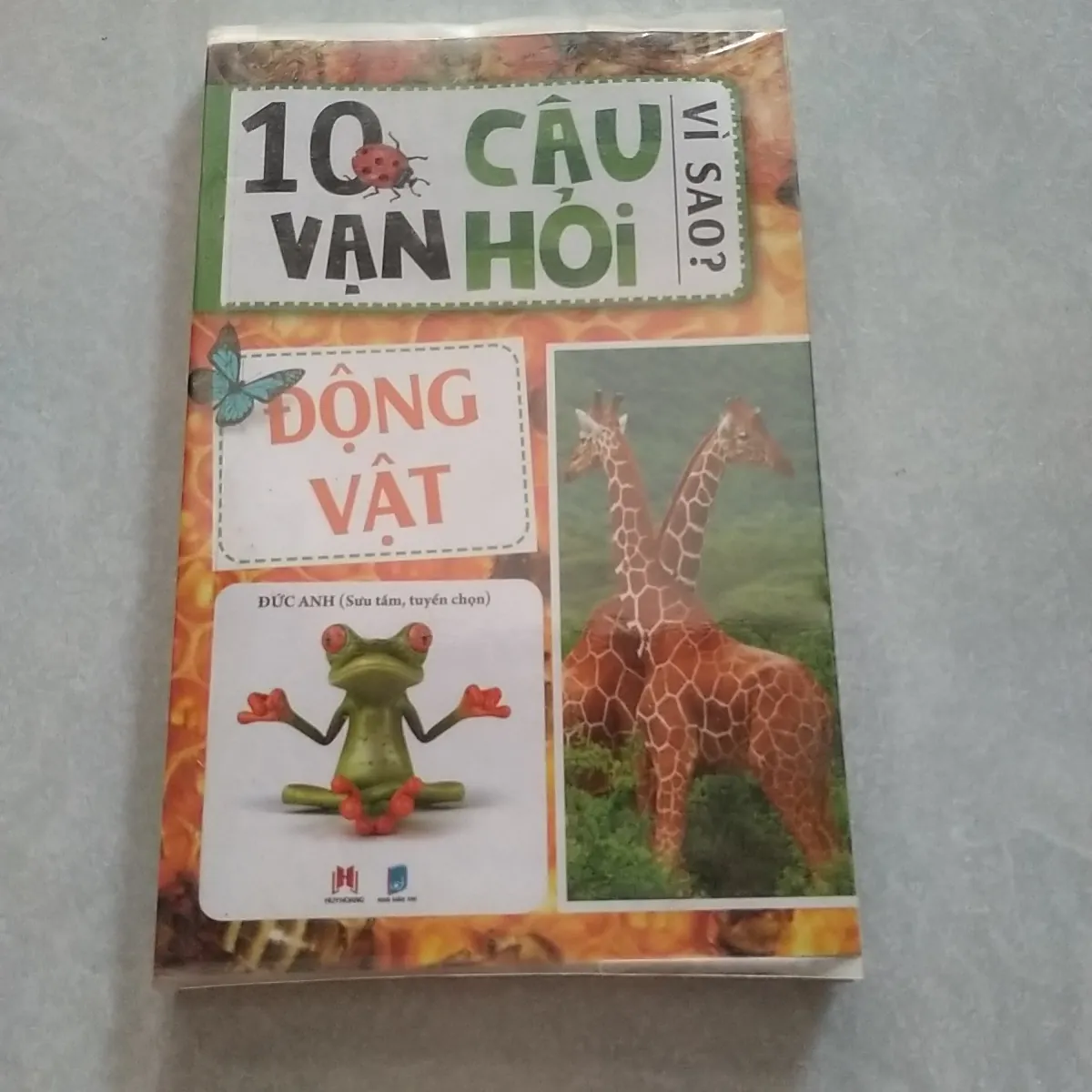Sách Cũ - 10 Vạn Câu Hỏi Vì Sao