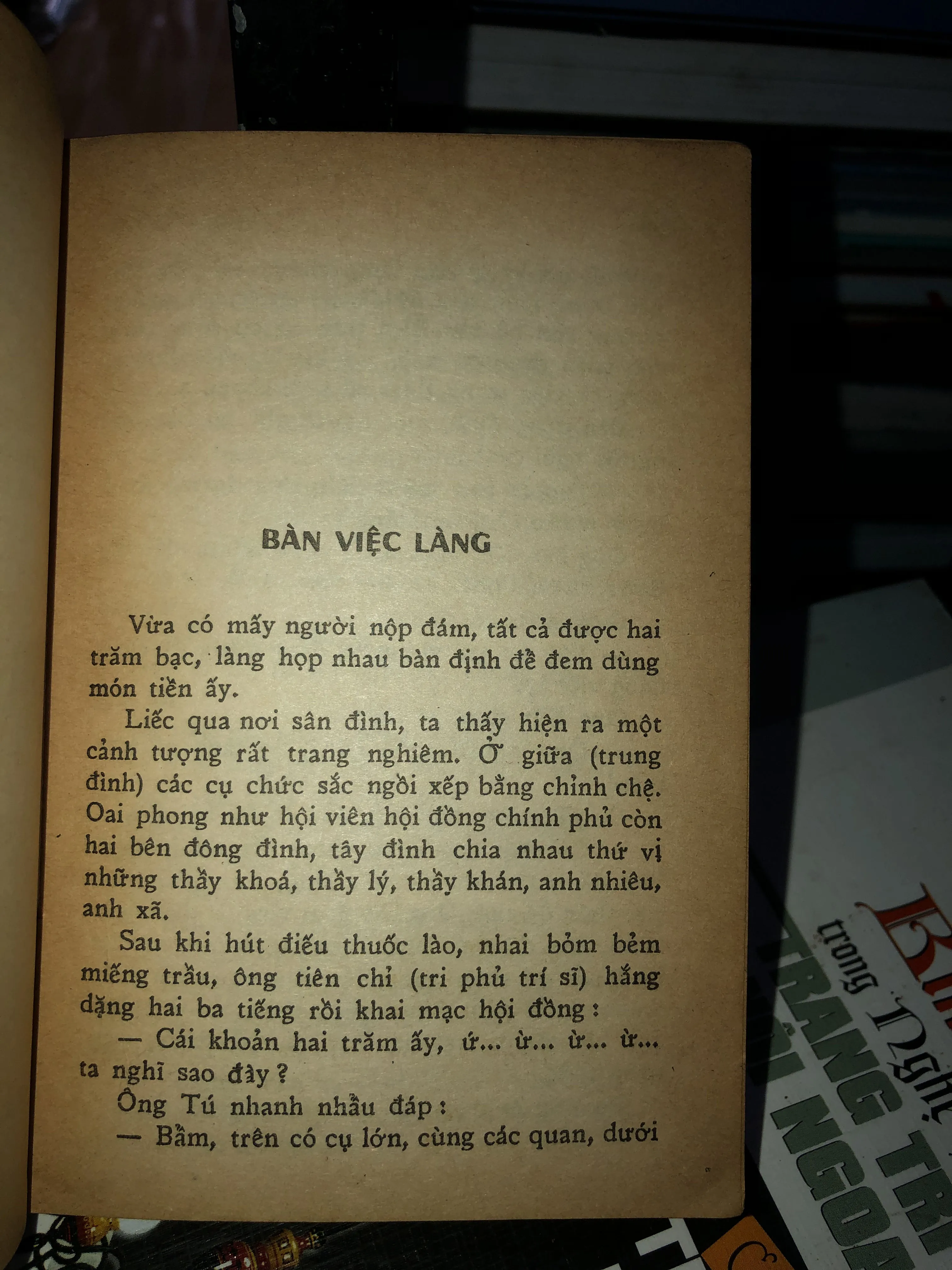 Đội mũ lệch - Khái Hưng 1001348