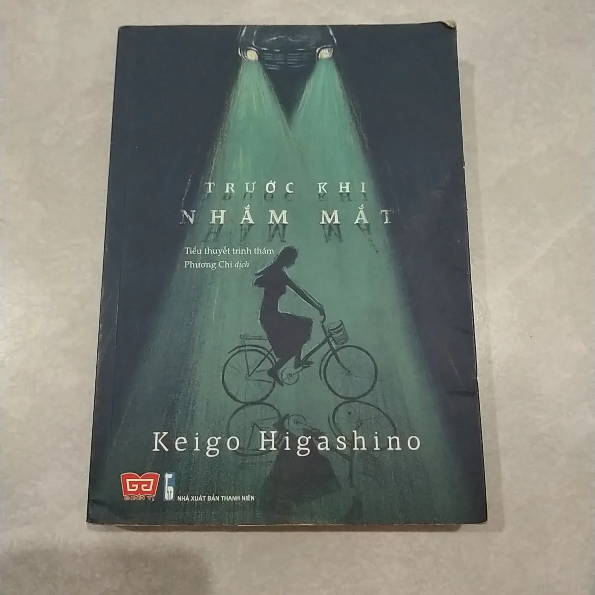 Sách Cũ - Trước Khi Nhắm Mắt