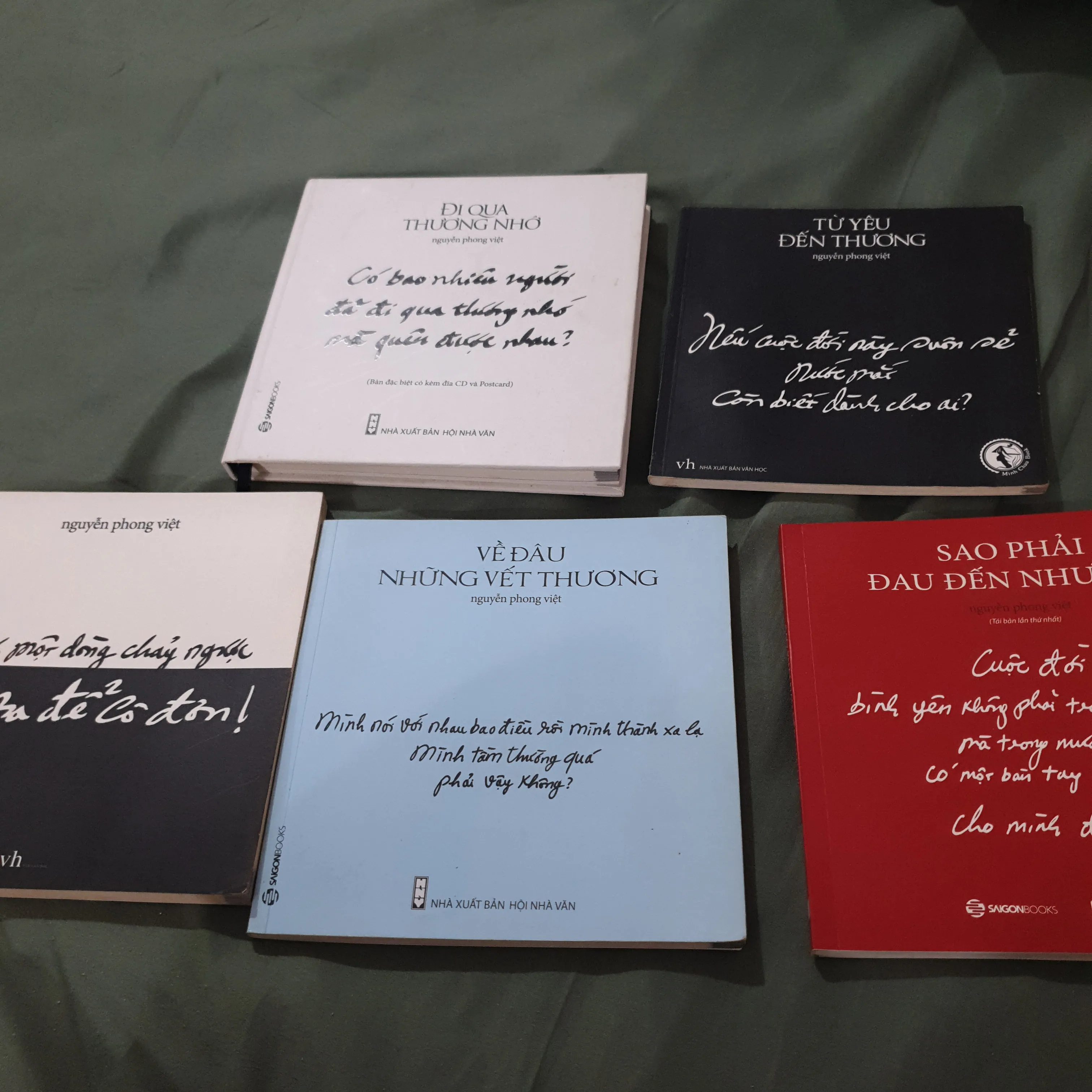 5 tập thơ Nguyễn Phong Việt