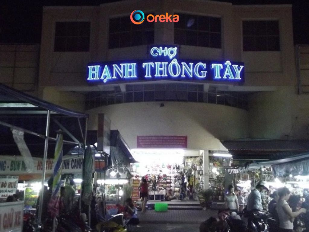 ăn đêm sài gòn có gì, hình ảnh chợ khánh hội về đêm, tấp nập du khách thập phương